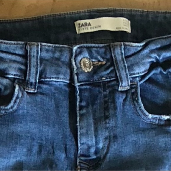 👖ZARA - 1975 Jeans with Asymmetric Hems👖 - Picture 3 of 3